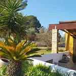 Casa con vistas, piscina y animales de granja, LA CASETA